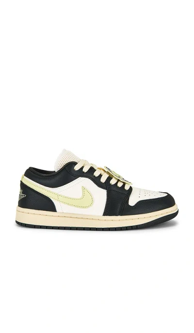 JORDAN AIR JORDAN 1 LOW SE V2 SNEAKER