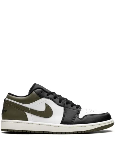 Jordan Air  1 Low Sneakers In 黑色