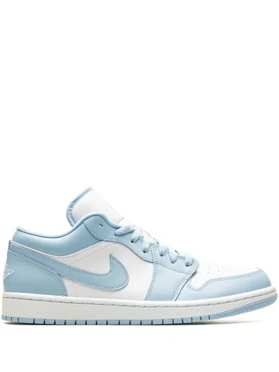 Jordan Air  1 Low Sneakers In Blue