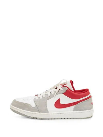 Pre-owned Jordan Air  1 Low-top Sneakers In White