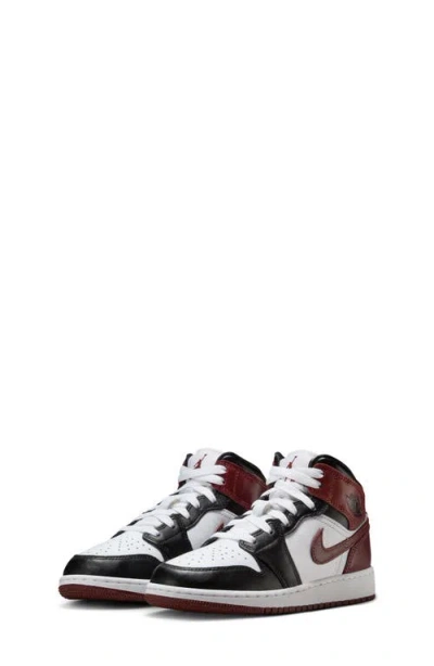 Jordan Air  1 Mid Se Basketball Sneaker In White/dark Pony/black