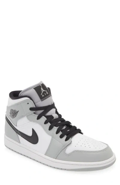 Jordan Air  1 Mid Sneaker In Black