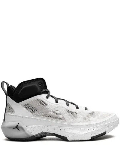 Jordan Air  37 "oreo" Sneakers In White