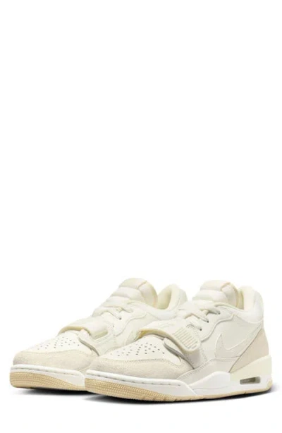 Jordan Air  Legacy 312 Low Sneaker