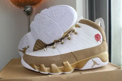 Pre-owned Jordan Air  Retro 9 23 Premio Size 9 Gold In White