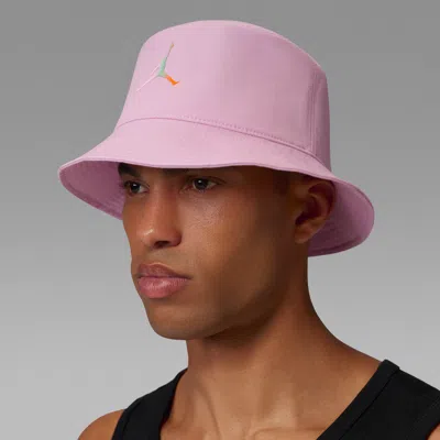 Jordan Apex Bucket Hat In Pink