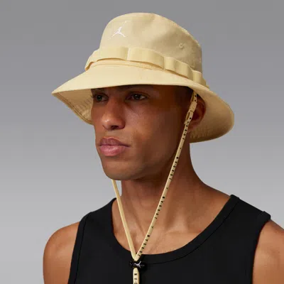 Jordan Apex Bucket Hat In Yellow