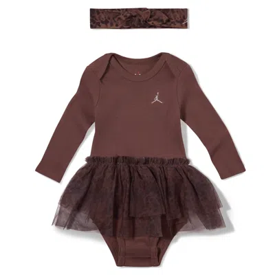 Jordan Baby (6-12m) Fierce And Fearless 2-piece Boxed Set In Brown