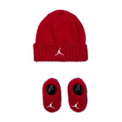 Jordan Baby () Chunky Knit Hat And Booties Set In Red