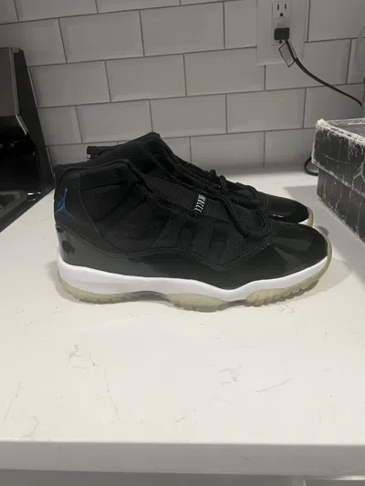 Pre-owned Jordan Brand 11 Size 8 2000 Release Shoes In Black