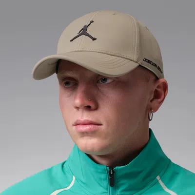 Jordan Club Dri-fit Structured Golf Hat In Brown