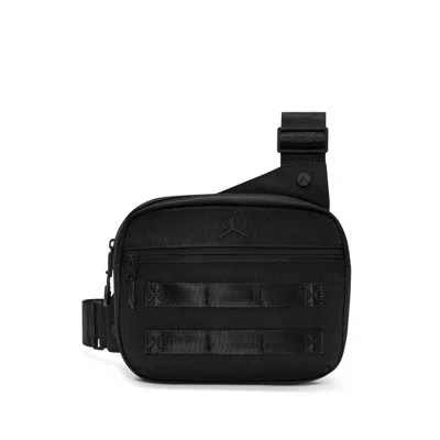 Jordan Collectors Mini Messenger Bag (3.6l) In Black