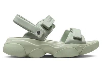 Pre-owned Jordan Deja Sandal (women's) Sneakers In Seafoam/metallic Silver