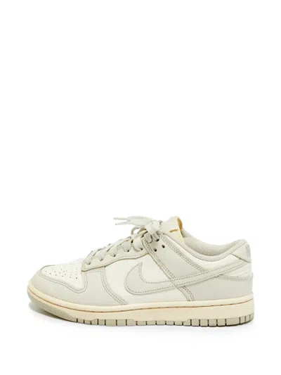 Pre-owned Jordan Dunk Leather Sneakers In White
