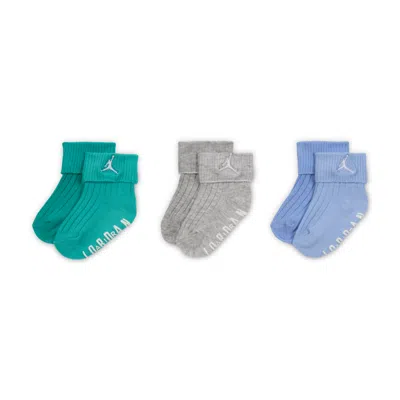 Jordan Essentials Baby Ribbed Gripper Socks (3 Pairs)