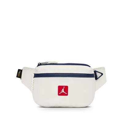 Jordan Franchise Crossbody Bag (2l) In White