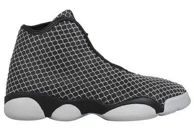 Pre-owned Jordan Horizon Sneakers In Black/white