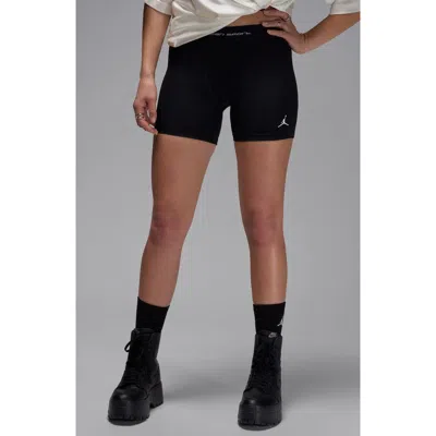 Jordan Leak Protection Period Bike Shorts In Black