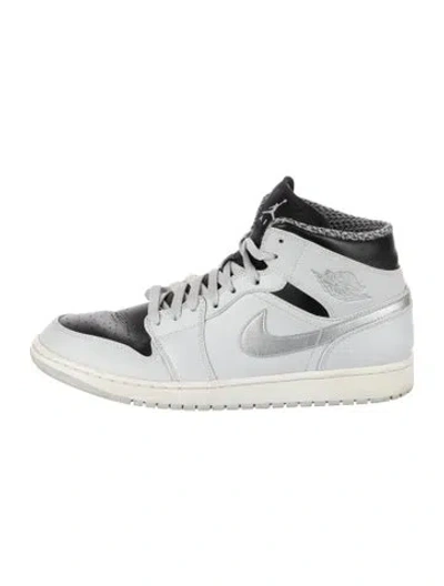 Pre-owned Jordan Leather Colorblock Pattern Sneakers In Blue