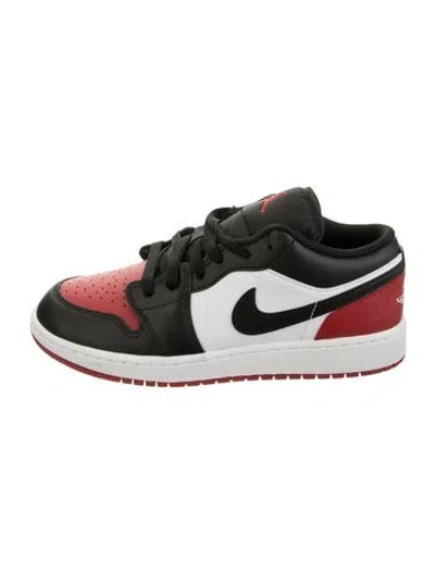 Pre-owned Jordan Babies' Leather Low Top Sneakers In Black/red/white