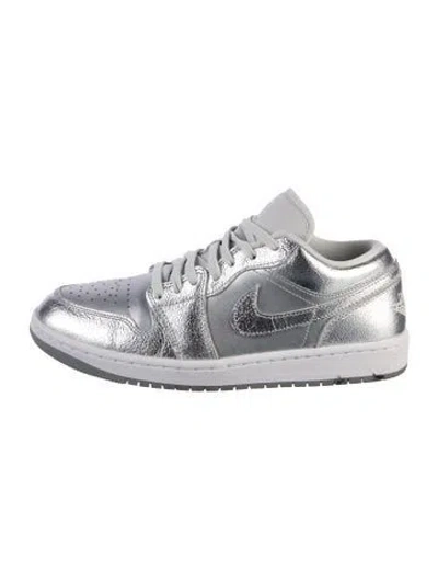 Pre-owned Jordan Leather Sneakers In Metallic/silver