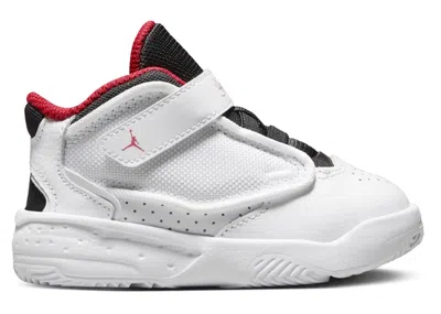 Pre-owned Jordan Max Aura 4 Sneakers In White/black/university Red In Multi
