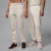Jordan Men's Air  Wordmark Fleece Pants In White