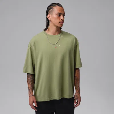 Jordan Men's  Flight Essentials Oversized Patch T-shirt In Green