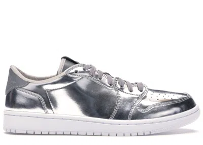 Pre-owned Jordan Men's  1 Retro Low Pinnacle Sneakers In Metallic Silver/white