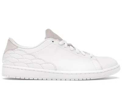 Pre-owned Jordan Men's  Centre Court Sneakers In White