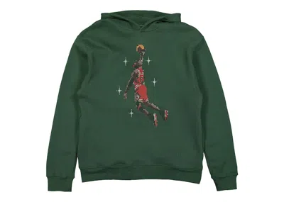 Pre-owned Jordan Men's  Essentials Slam Dunk Contest Graphic Fleece Hoodie In Pine Green
