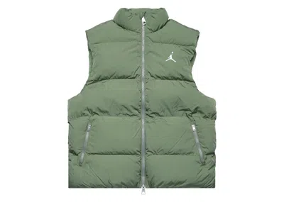 Pre-owned Jordan Men's  Essentials Vest In Green/black