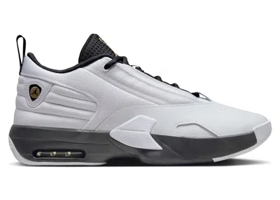 Pre-owned Jordan Men's  Max Aura 6 Sneakers In White/metallic Gold/black