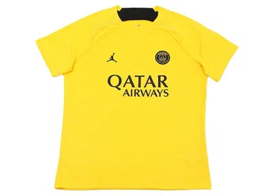 Pre-owned Jordan Men's  Paris Saintgermain Academy Pro Jersey In Tour Yellow