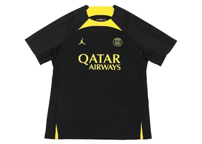 Pre-owned Jordan Men's  Paris Saintgermain Strike Jersey In Black/tour Yellow In Multi