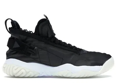 Pre-owned Jordan Men's  Proto React Sneakers In Black/white In Multi