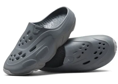 Pre-owned Jordan Men's  Roam Sneakers In Cool Grey/wolf Grey