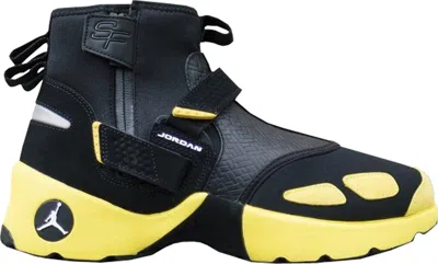 Pre-owned Jordan Men's  Trunner Lx High Solefly Sneakers In Black/white/lightning