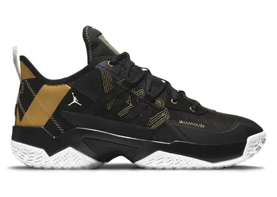 Pre-owned Jordan Men's  Westbrook One Take Ii Sneakers In Black/metallic Gold In Multi