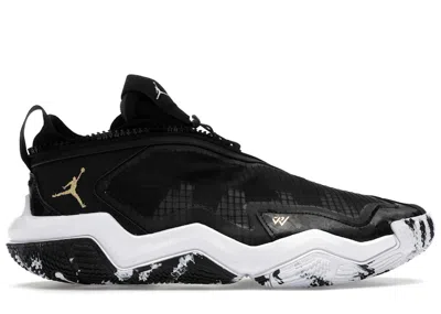 Pre-owned Jordan Men's  Why Not Zer0.6 Family Sneakers In Black/white/metallic Gold