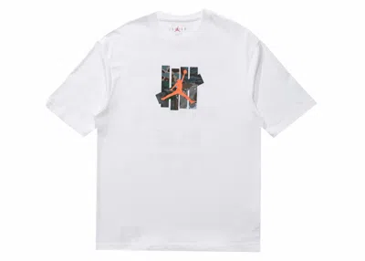 Pre-owned Jordan Men's  X Undefeated Strikes Tee Shirt In White
