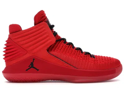 Pre-owned Jordan Men's  Xxxii Rosso Corsa Sneakers In University Red/black In Multi