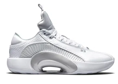 Pre-owned Jordan Men's  Xxxv Low Sneakers In White/metallic Silver