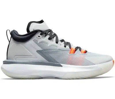 Pre-owned Jordan Men's  Zion 1 Light Sneakers In Light Smoke Grey/black