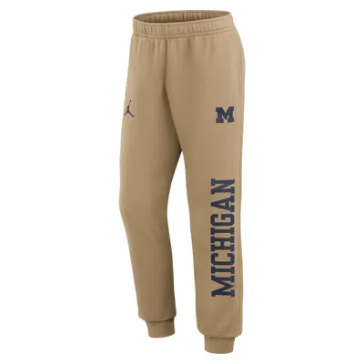 Jordan Men's Michigan Primetime Club  Brand College Jogger Pants In Red