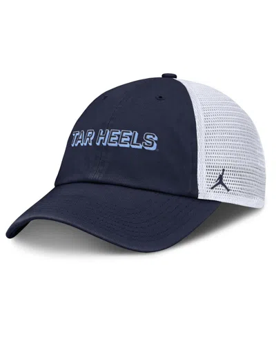 JORDAN MEN'S NAVY NORTH CAROLINA TAR HEELS 2025 GAMEDAY ON-FIELD CLUB ADJUSTABLE TRUCKER HAT