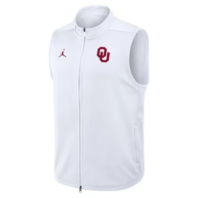 Jordan Men's Oklahoma Primetime Victory  Brand Therma-fit College Full-zip Vest In White