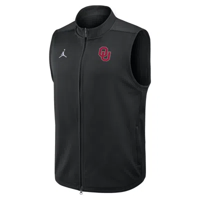 Jordan Men's Oklahoma Victory  Brand Therma-fit College Full-zip Vest In Black