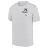 Jordan Michigan Campus Chest Stack Velocity Nike Men's Dri-fit College T-shirt In Animal Print