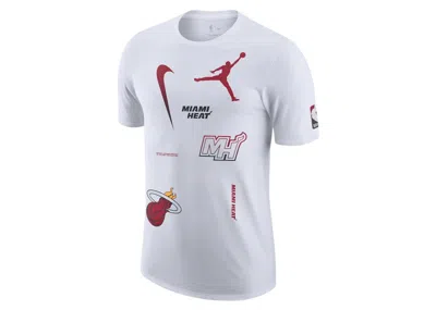 Pre-owned Jordan Nba Miami Heat Courtside Statement Edition Loose Fit T-shirt In White/dark Red In Multi